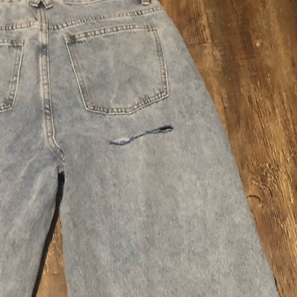 White Fox Boutique On Replay High Rise Straight Jeans Women's Large in Ice Blue - Picture 6 of 7